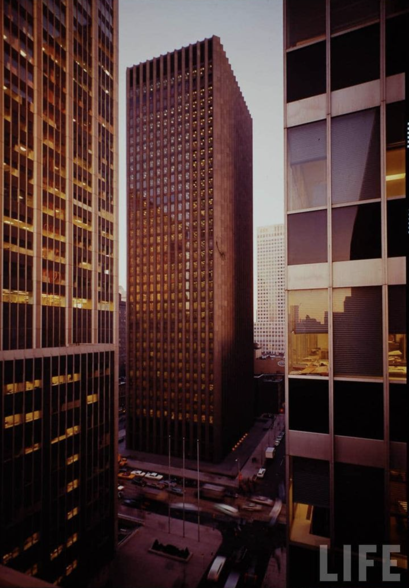 SKYSCRAPER